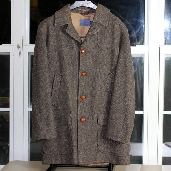 Pendleton Other - Pendleton Classic Wool Coat With Chestnut Buttons